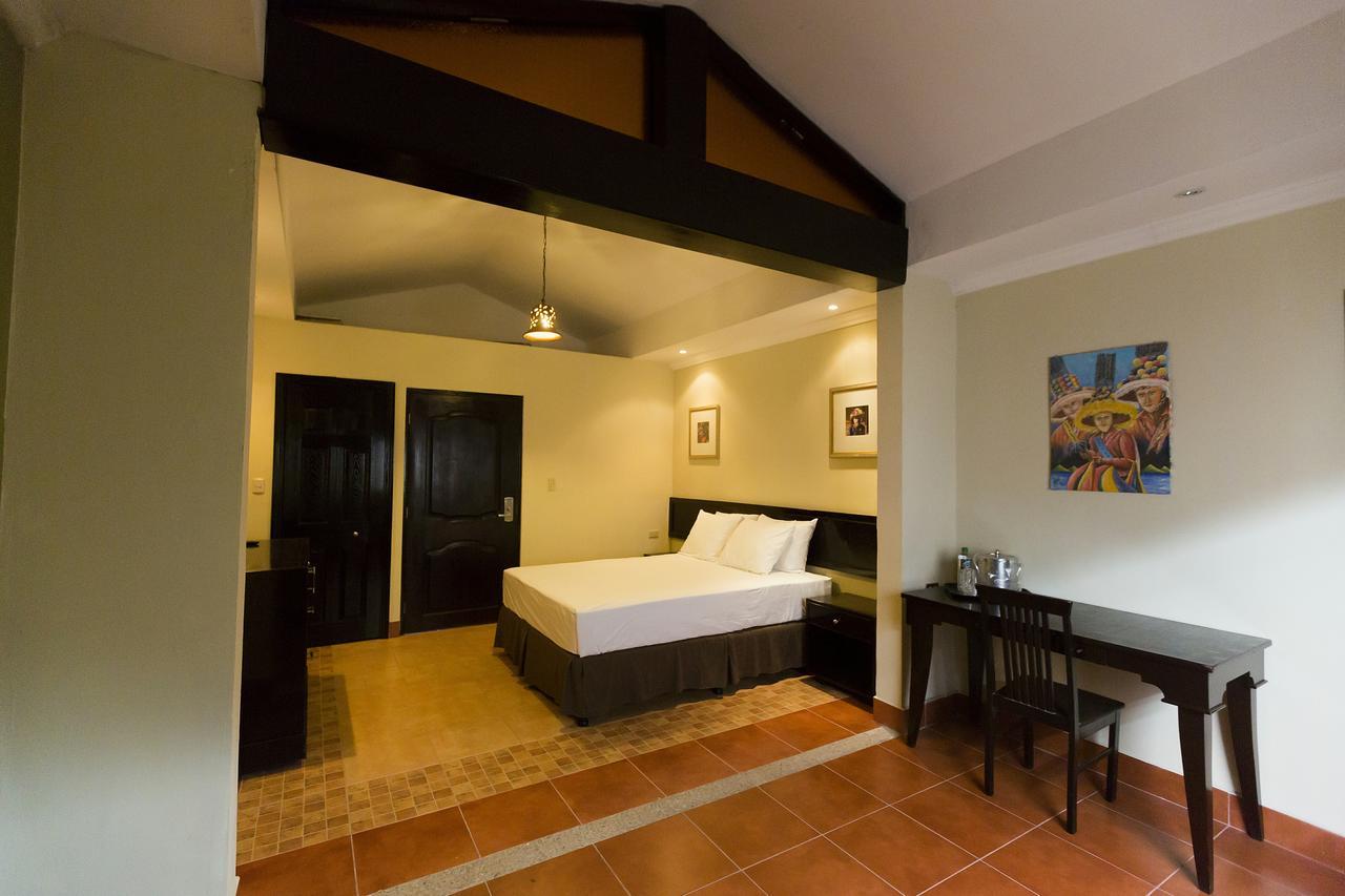 Hotel Los Altos Estelí Buitenkant foto