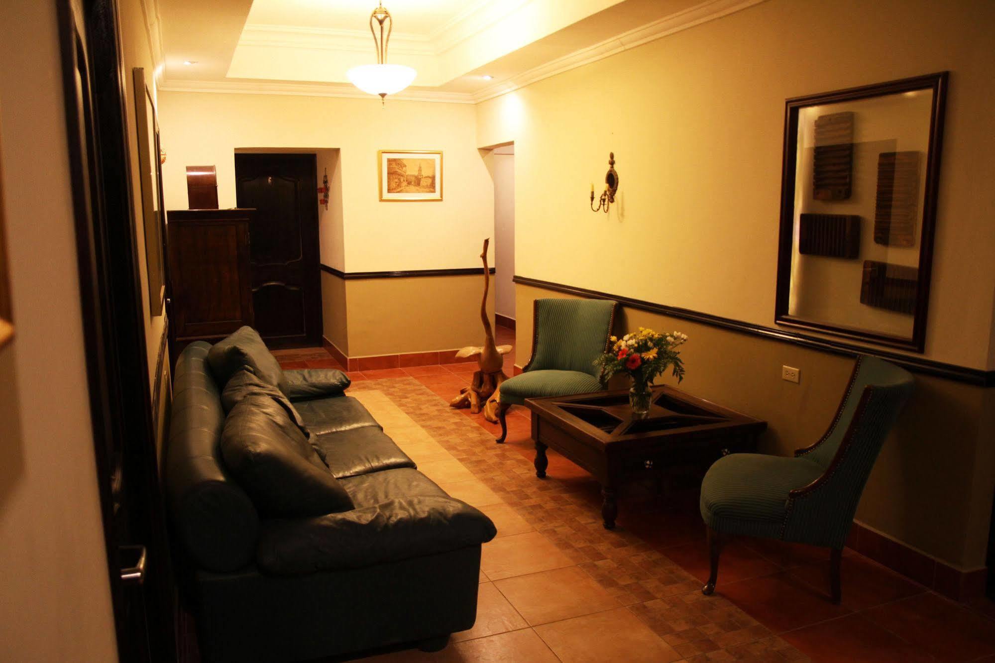 Hotel Los Altos Estelí Buitenkant foto