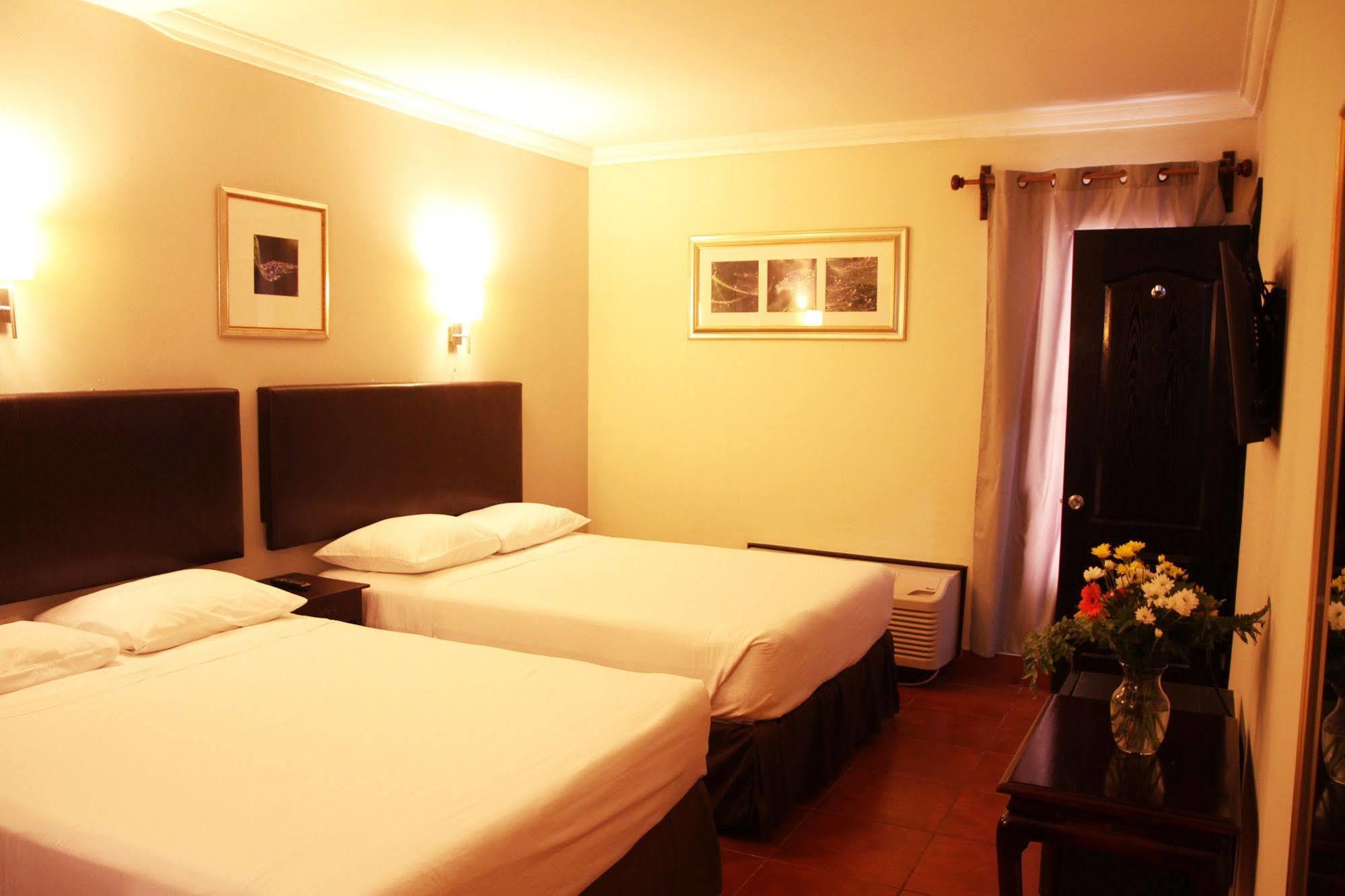Hotel Los Altos Estelí Buitenkant foto