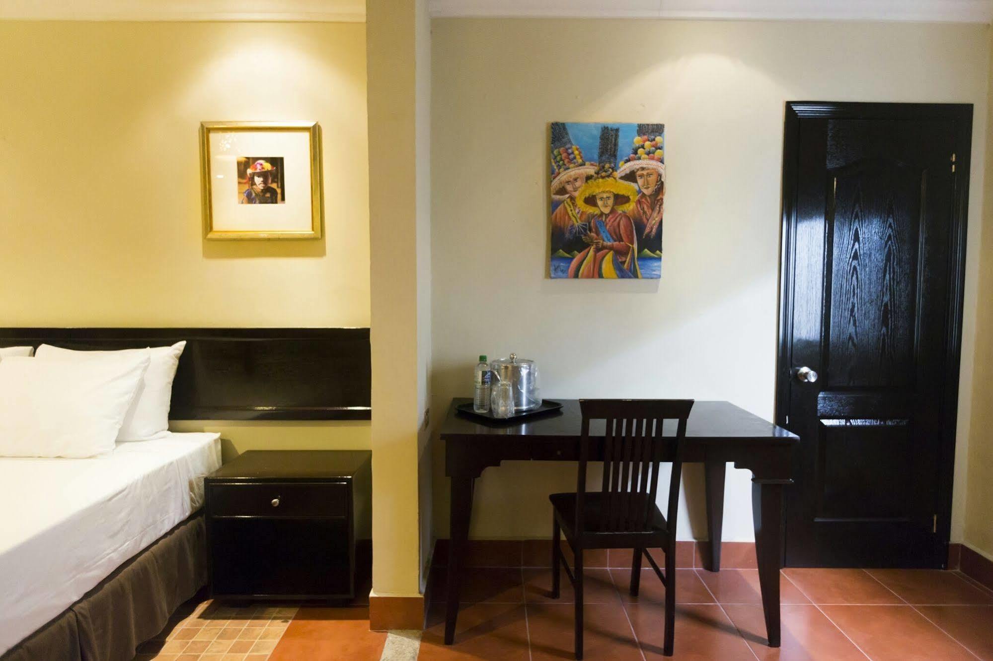 Hotel Los Altos Estelí Buitenkant foto